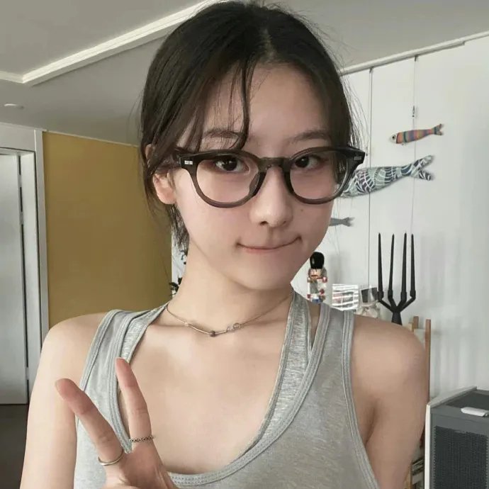 红头发的阿里比海报